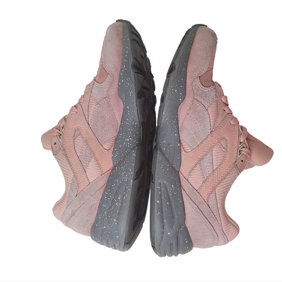 PUMA Trinomic R698 Winterized Coral Cloud Pink Sneakers Sz 7 - Picture 7 of 13